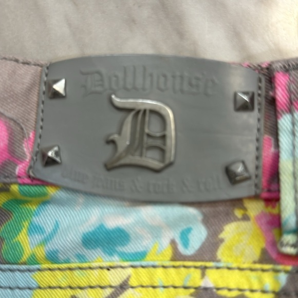 Beautiful Dollhouse skinny pants size 7 - Picture 5 of 8